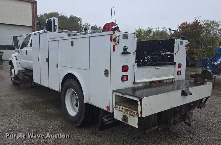 image for item EV5427 2012 Ford F650 Super Duty Crew Cab utility / service truck