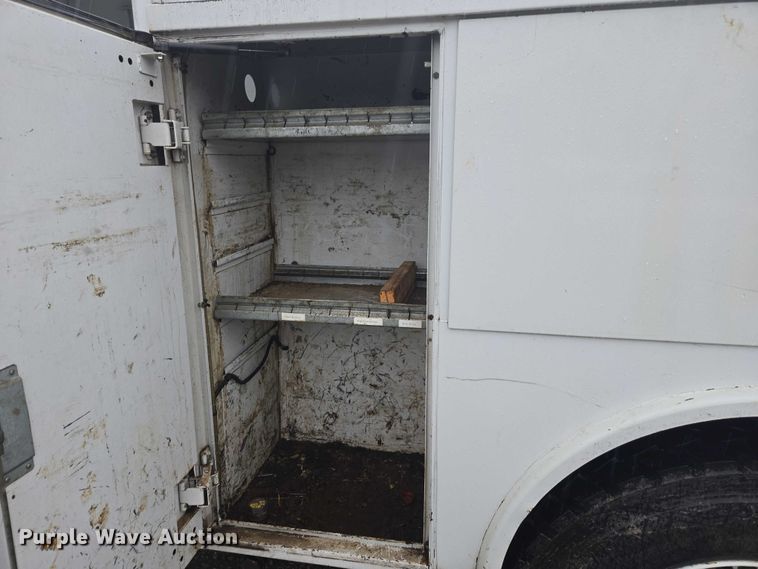 image for item EV5427 2012 Ford F650 Super Duty Crew Cab utility / service truck