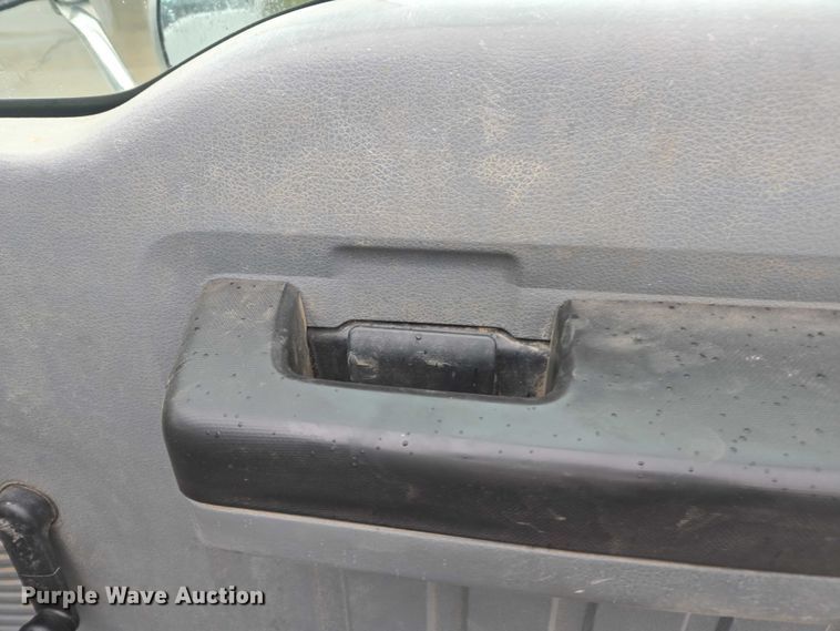 image for item EV5427 2012 Ford F650 Super Duty Crew Cab utility / service truck