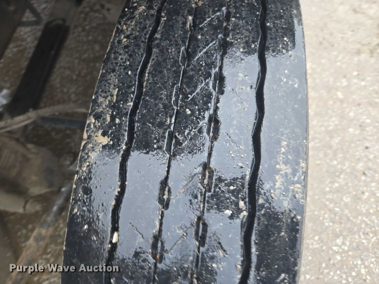 image for item EV5427 2012 Ford F650 Super Duty Crew Cab utility / service truck