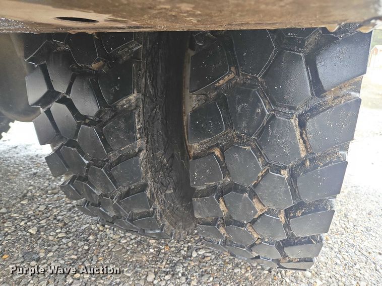 image for item EV5427 2012 Ford F650 Super Duty Crew Cab utility / service truck