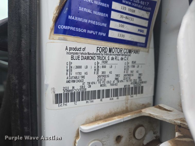 image for item EV5427 2012 Ford F650 Super Duty Crew Cab utility / service truck