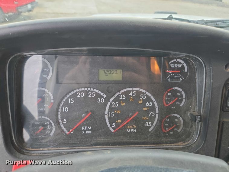 image for item EV5429 2014 Freightliner 108SD dump truck