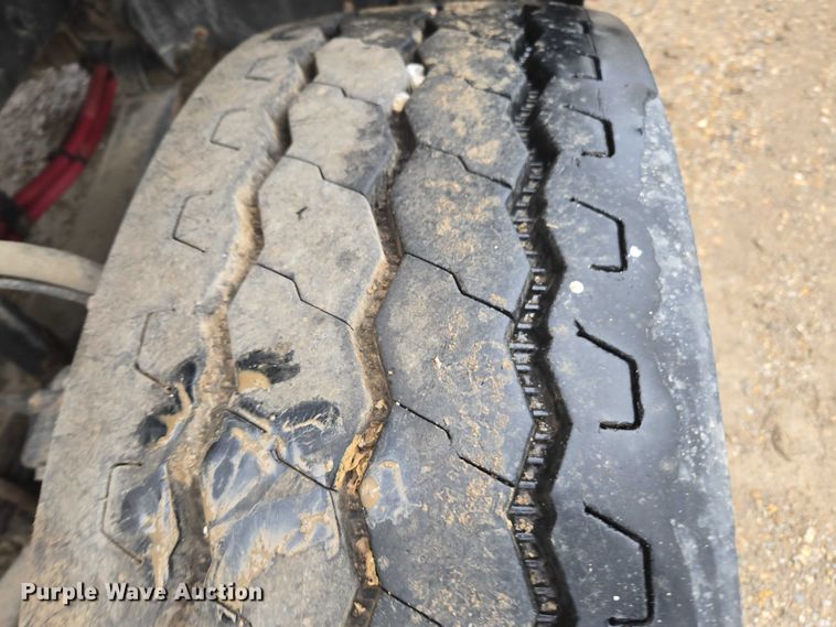 image for item EV5429 2014 Freightliner 108SD dump truck