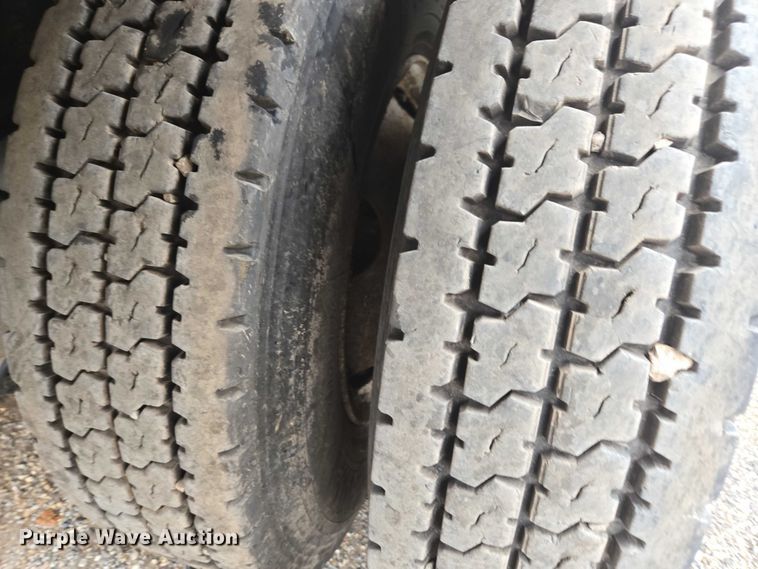 image for item EV5429 2014 Freightliner 108SD dump truck