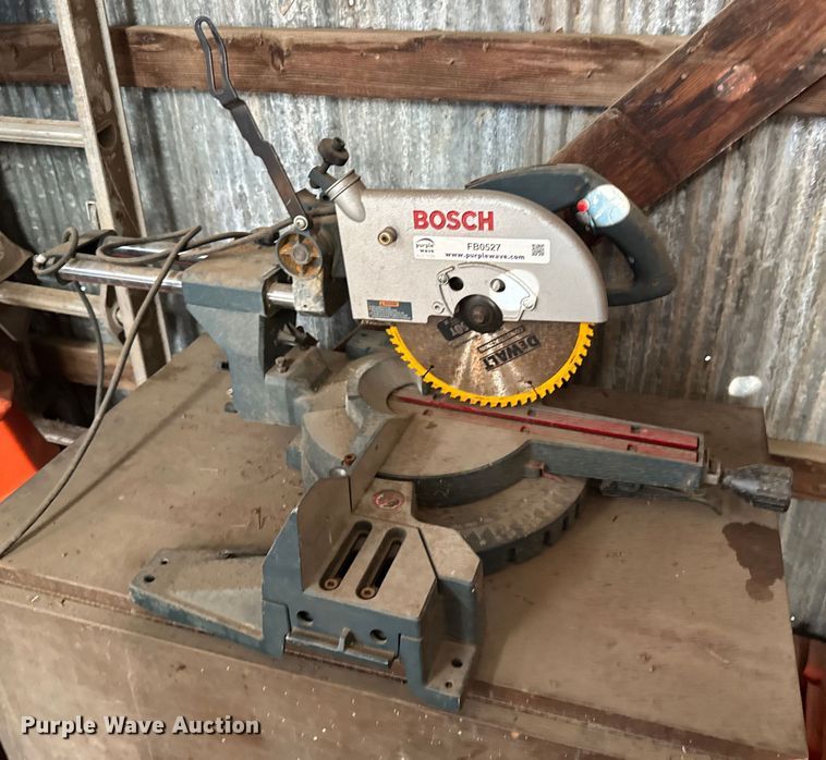 image for item FB0527 Saws