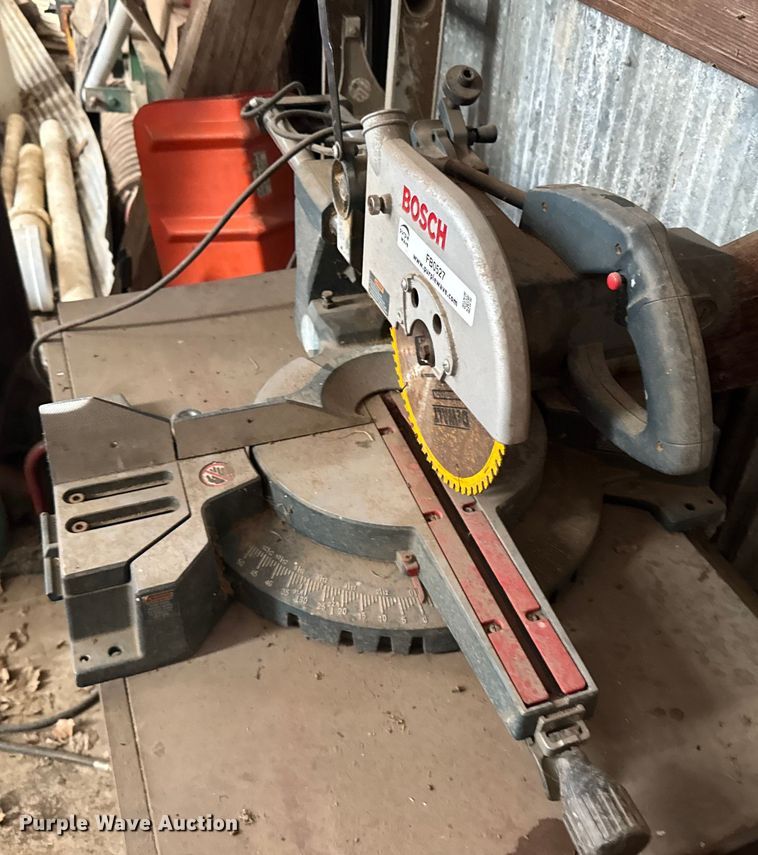 image for item FB0527 Saws