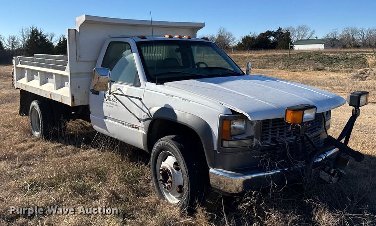 image for item FB0528 1998 GMC Sierra C3500 dump bed pickup truck