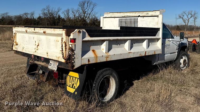 image for item FB0528 1998 GMC Sierra C3500 dump bed pickup truck