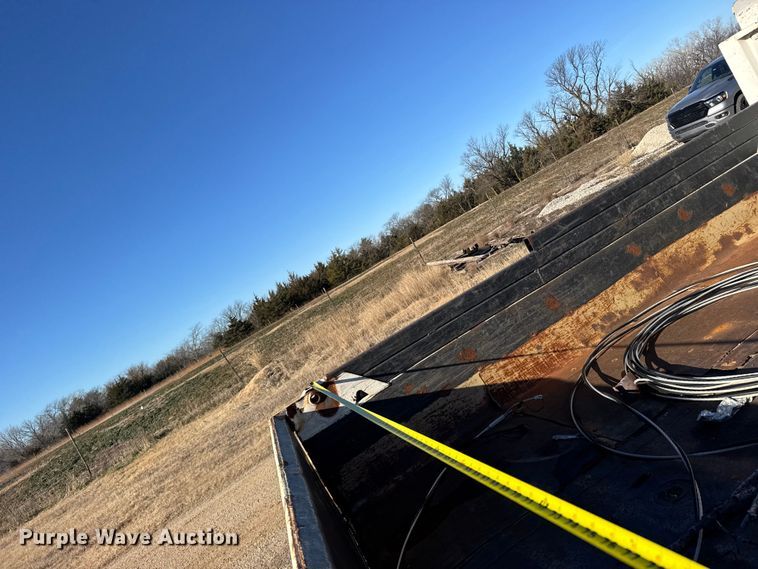 image for item FB0528 1998 GMC Sierra C3500 dump bed pickup truck