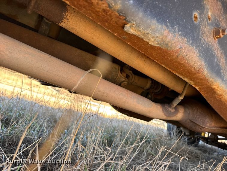 image for item FB0528 1998 GMC Sierra C3500 dump bed pickup truck