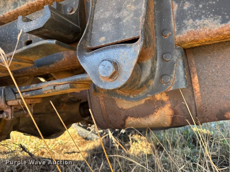 image for item FB0528 1998 GMC Sierra C3500 dump bed pickup truck