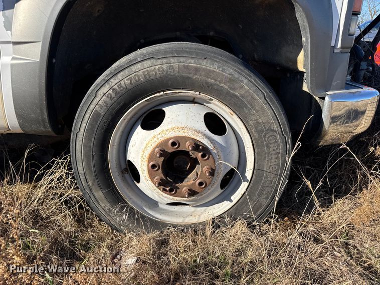 image for item FB0528 1998 GMC Sierra C3500 dump bed pickup truck