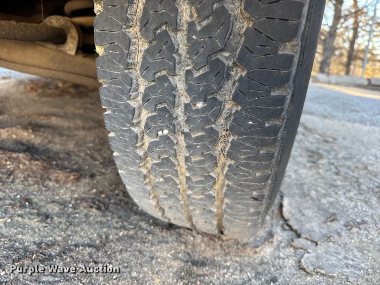 image for item FB0529 1990 Chevrolet Suburban SUV