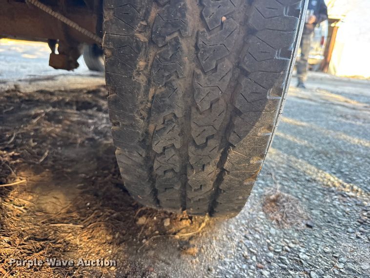 image for item FB0529 1990 Chevrolet Suburban SUV