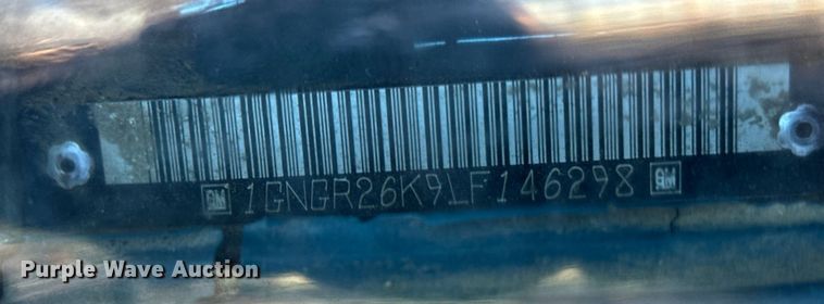 image for item FB0529 1990 Chevrolet Suburban SUV