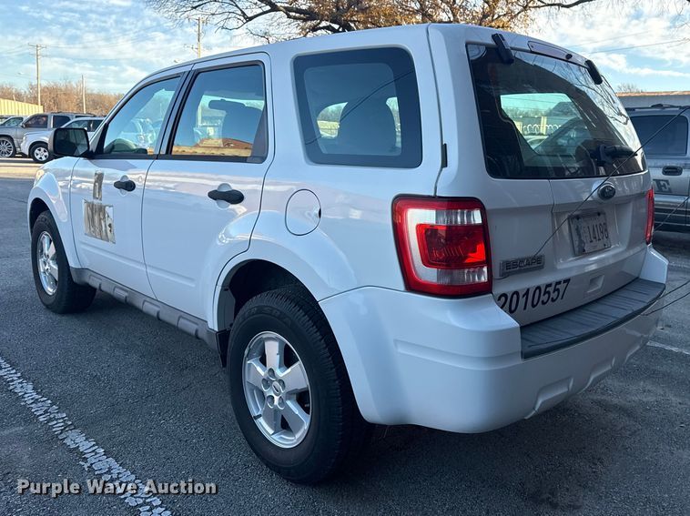 image for item FB8467 2010 Ford Escape SUV