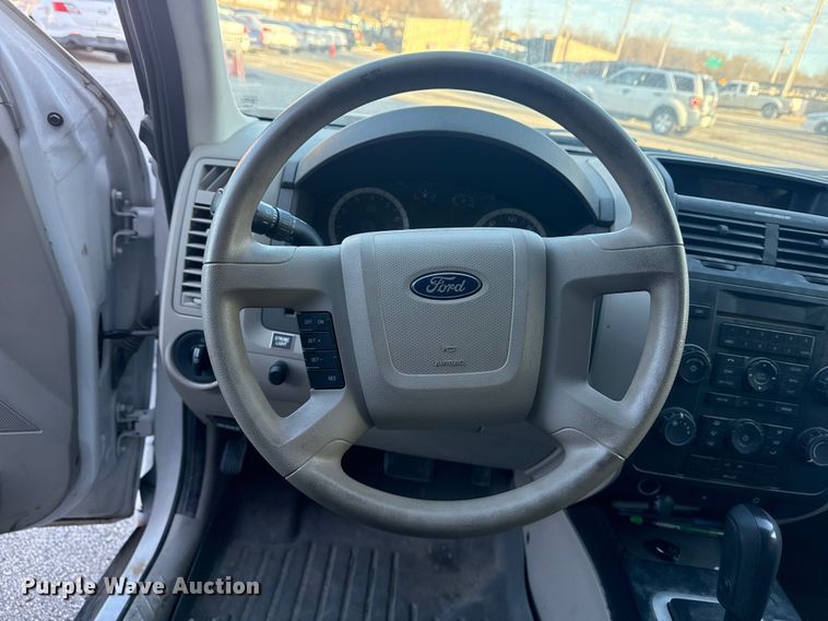 image for item FB8467 2010 Ford Escape SUV