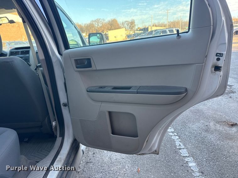 image for item FB8467 2010 Ford Escape SUV