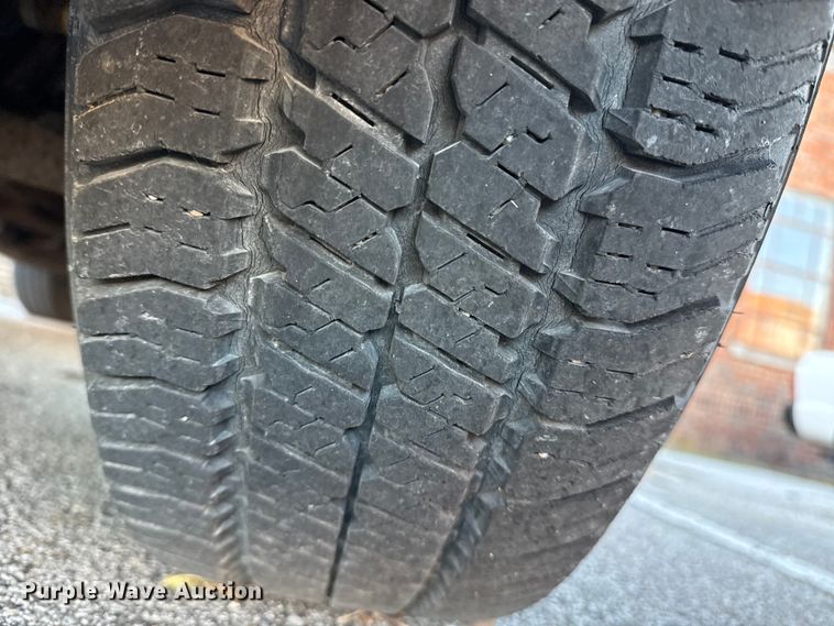 image for item FB8467 2010 Ford Escape SUV