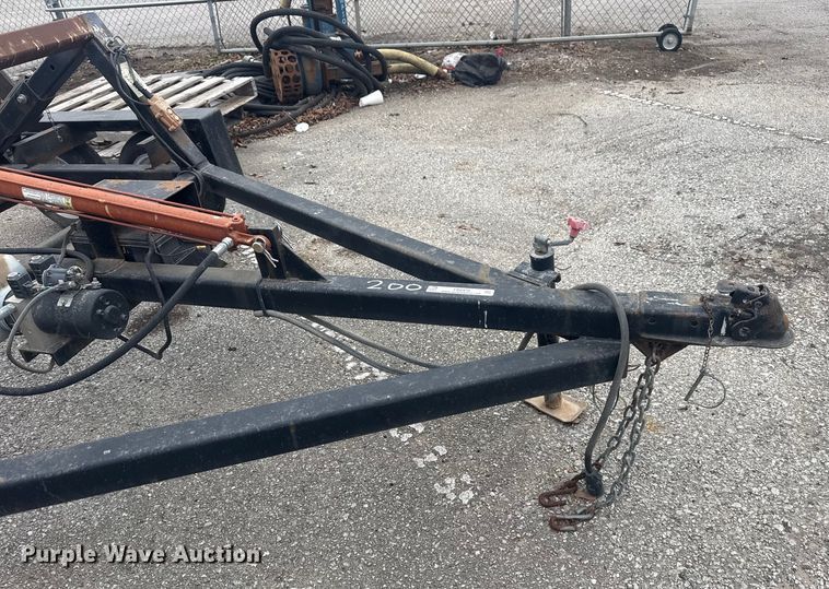 image for item FB8470 2013 Pike dumpster delivery trailer