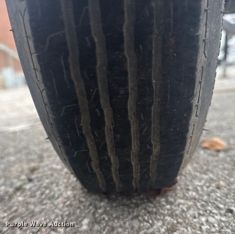 image for item FB8470 2013 Pike dumpster delivery trailer