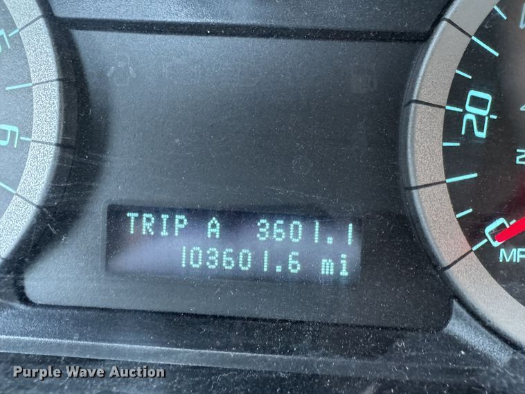 image for item FB8471 2010 Ford Escape Hybrid SUV