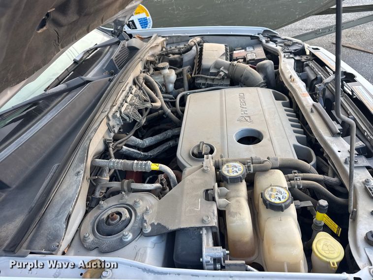 image for item FB8471 2010 Ford Escape Hybrid SUV