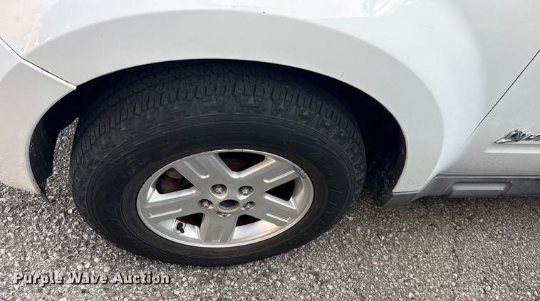 image for item FB8471 2010 Ford Escape Hybrid SUV