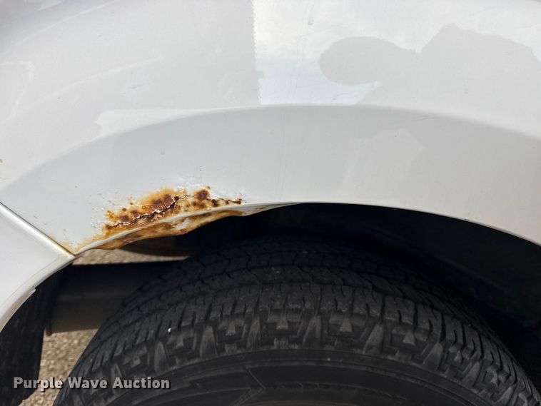 image for item FB8471 2010 Ford Escape Hybrid SUV