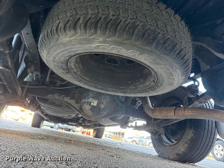 image for item FB8472 2013 Toyota Tacoma pickup truck