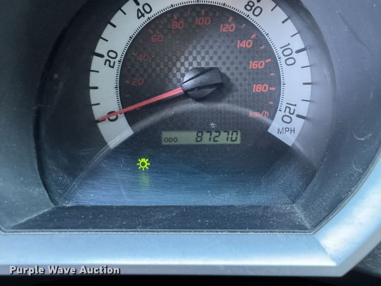 image for item FB8472 2013 Toyota Tacoma pickup truck