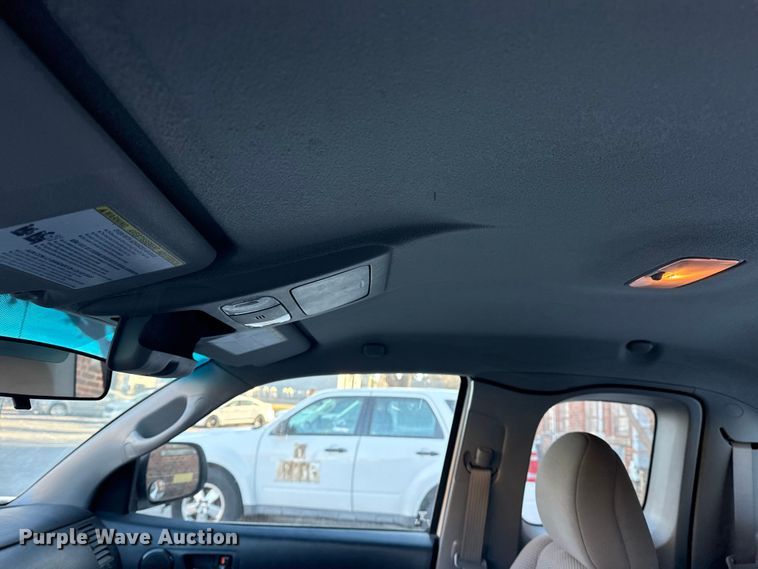 image for item FB8472 2013 Toyota Tacoma pickup truck