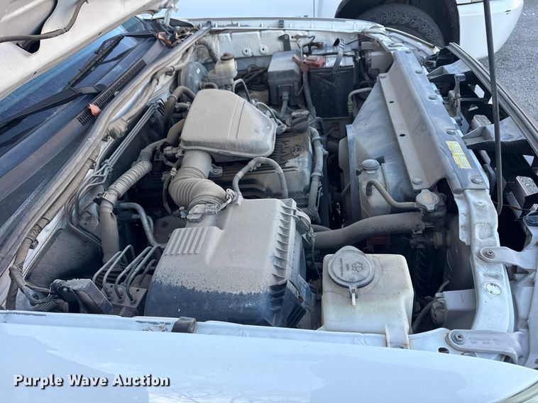 image for item FB8472 2013 Toyota Tacoma pickup truck