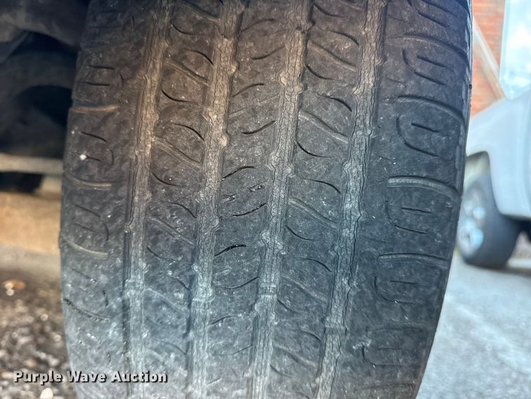 image for item FB8472 2013 Toyota Tacoma pickup truck