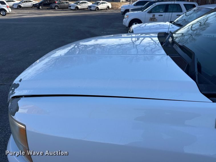 image for item FB8473 2009 Chevrolet Silverado Hybrid Crew Cab pickup truck