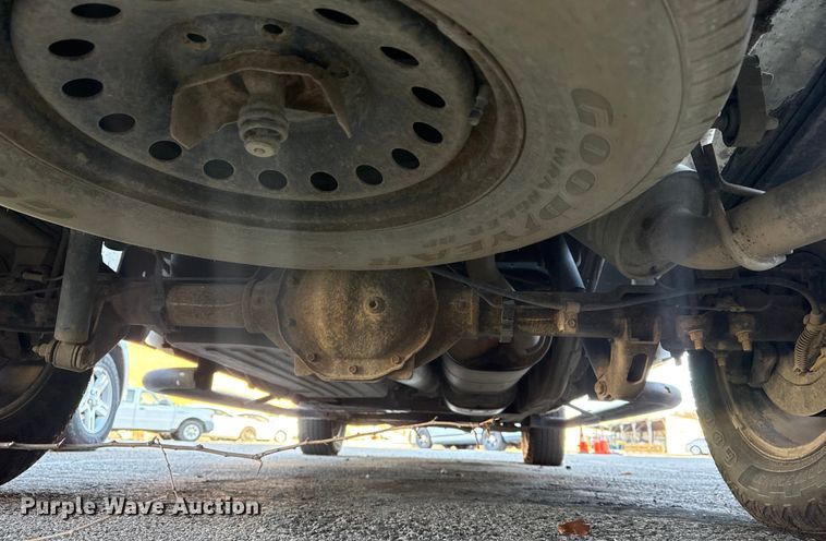 image for item FB8473 2009 Chevrolet Silverado Hybrid Crew Cab pickup truck