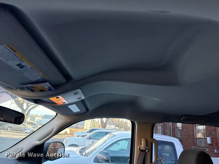 image for item FB8473 2009 Chevrolet Silverado Hybrid Crew Cab pickup truck