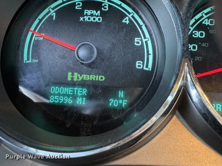 image for item FB8473 2009 Chevrolet Silverado Hybrid Crew Cab pickup truck