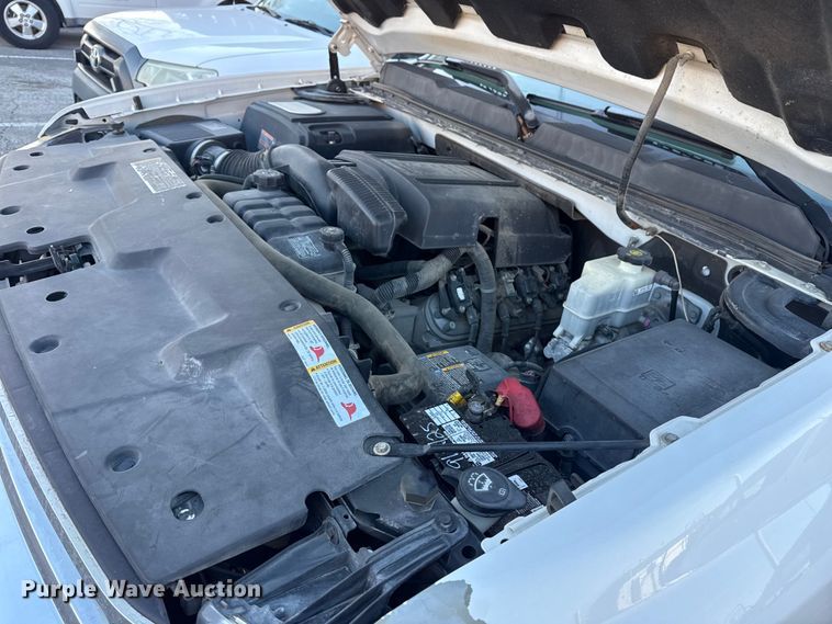 image for item FB8473 2009 Chevrolet Silverado Hybrid Crew Cab pickup truck