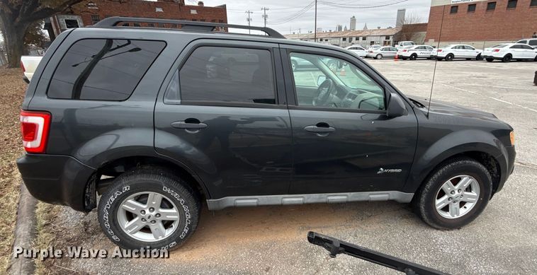 image for item FB8474 2009 Ford Escape Hybrid SUV