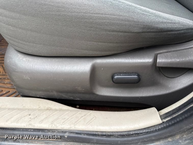 image for item FB8474 2009 Ford Escape Hybrid SUV