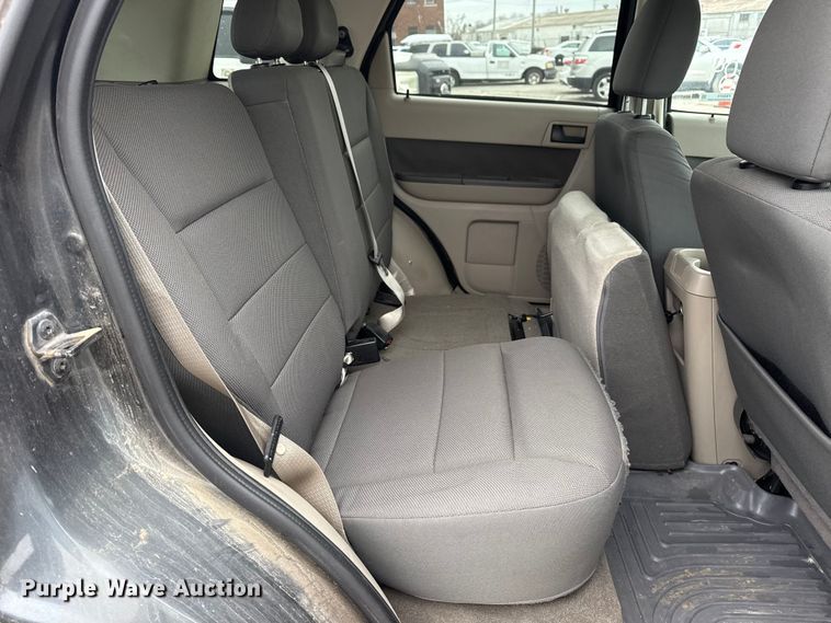 image for item FB8474 2009 Ford Escape Hybrid SUV