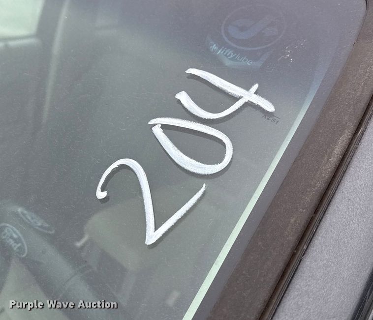 image for item FB8474 2009 Ford Escape Hybrid SUV