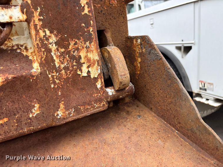 image for item FB8475 2009 International WorkStar 7400 dump truck