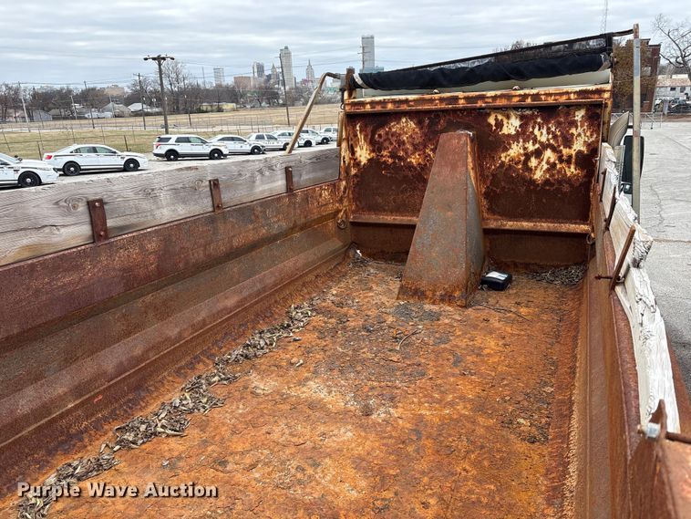 image for item FB8475 2009 International WorkStar 7400 dump truck