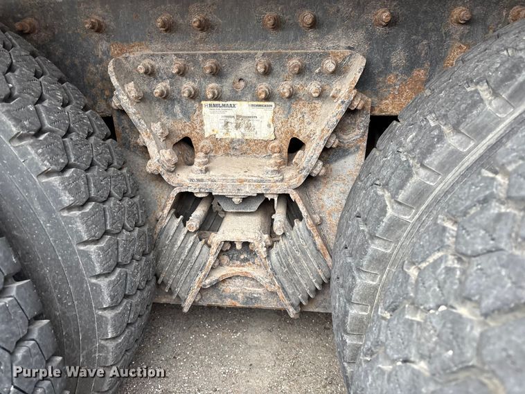 image for item FB8475 2009 International WorkStar 7400 dump truck