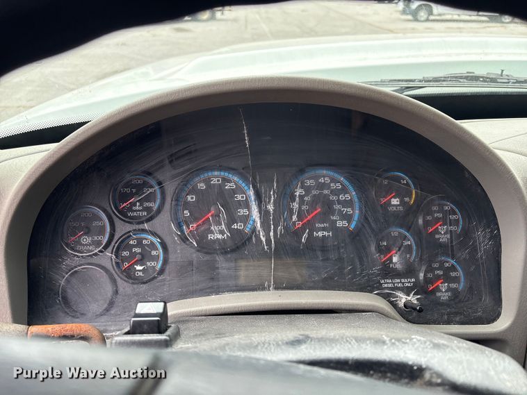 image for item FB8475 2009 International WorkStar 7400 dump truck