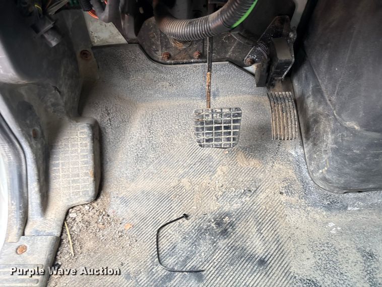 image for item FB8475 2009 International WorkStar 7400 dump truck