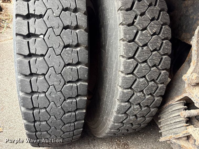 image for item FB8475 2009 International WorkStar 7400 dump truck